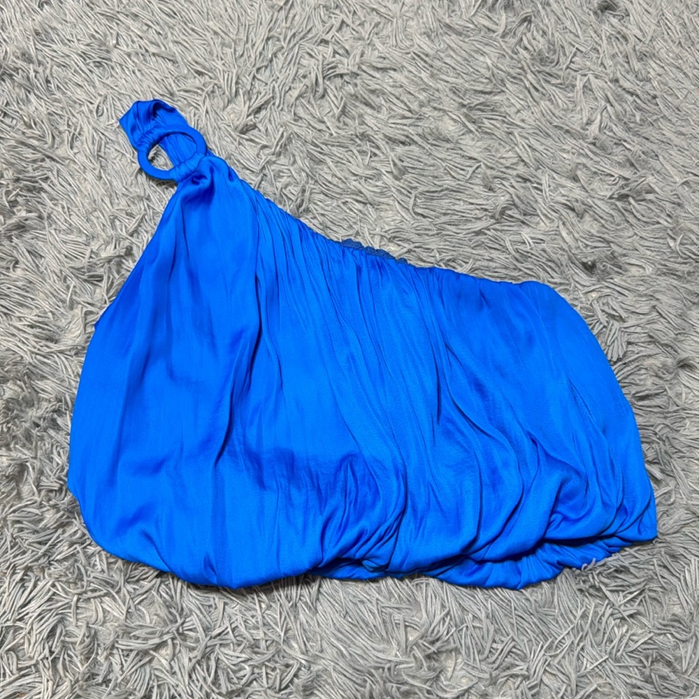 One Shoulder Ringed Cropped Top